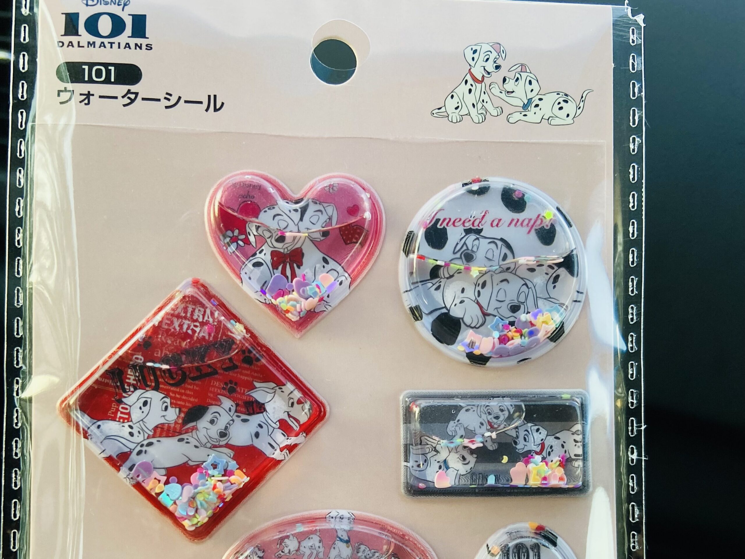 101匹わんちゃんのウォーターシールの画像